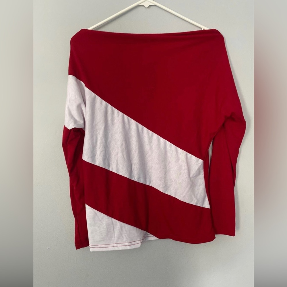 Large red and white top
